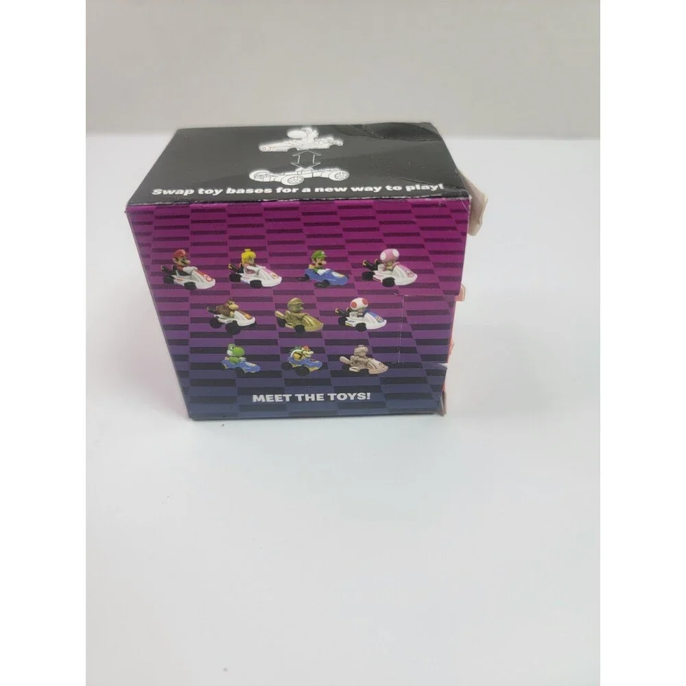 McDonald’s 2024 Mario Kart 8 Deluxe Yoshi Kart #8 Happy Meal Toy w/ Box Nintendo